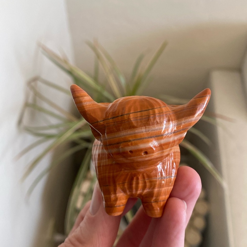 Adorable highland cow carved crystal